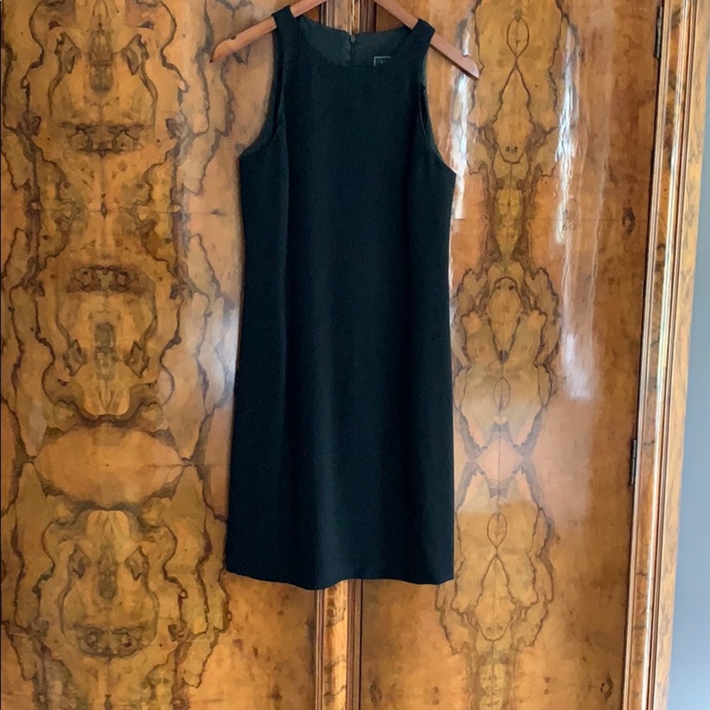 Fitted shift dress